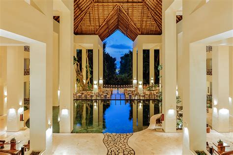 occidental xcaret royal club